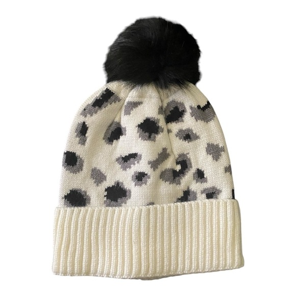 NWT-VIRGINIA WOLF-LEOPARD PRINT BEANIE - Picture 3 of 5